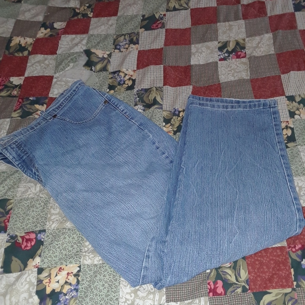 Gloria Vanderbilt jeans